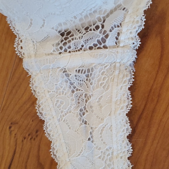 Exhilaration Strapless Lace Push-up Bra in Cream in SIZE 34B EUC - Picture 3 of 5